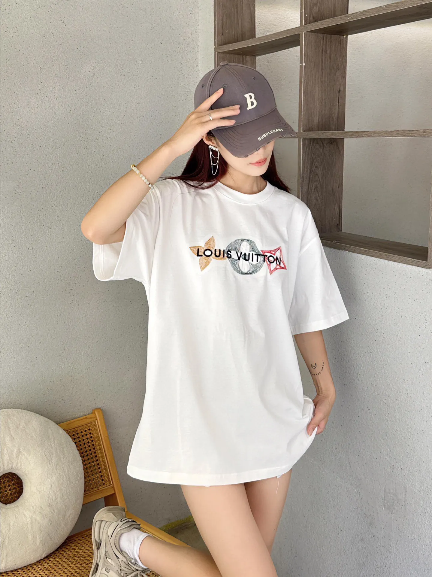 Louis Vuitton/Louis Vuitton 24ss embroidered three-letter short sleeves